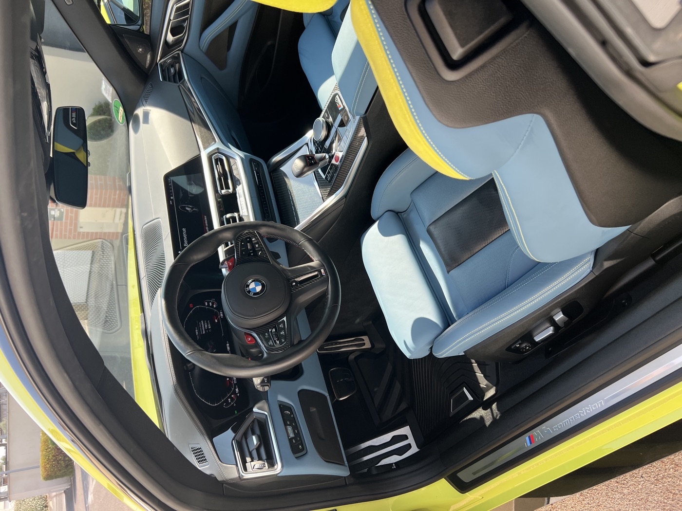 Habitacle BMW M4 nettoyé par Supreme Shine